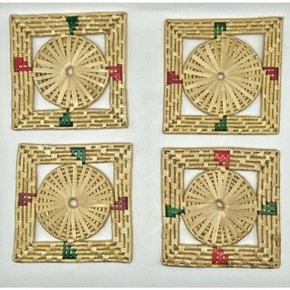 Vintage Hot Pad Trivets Set Of 4 Woven Wicker Straw Rattan Raffia Square 7” X 7”